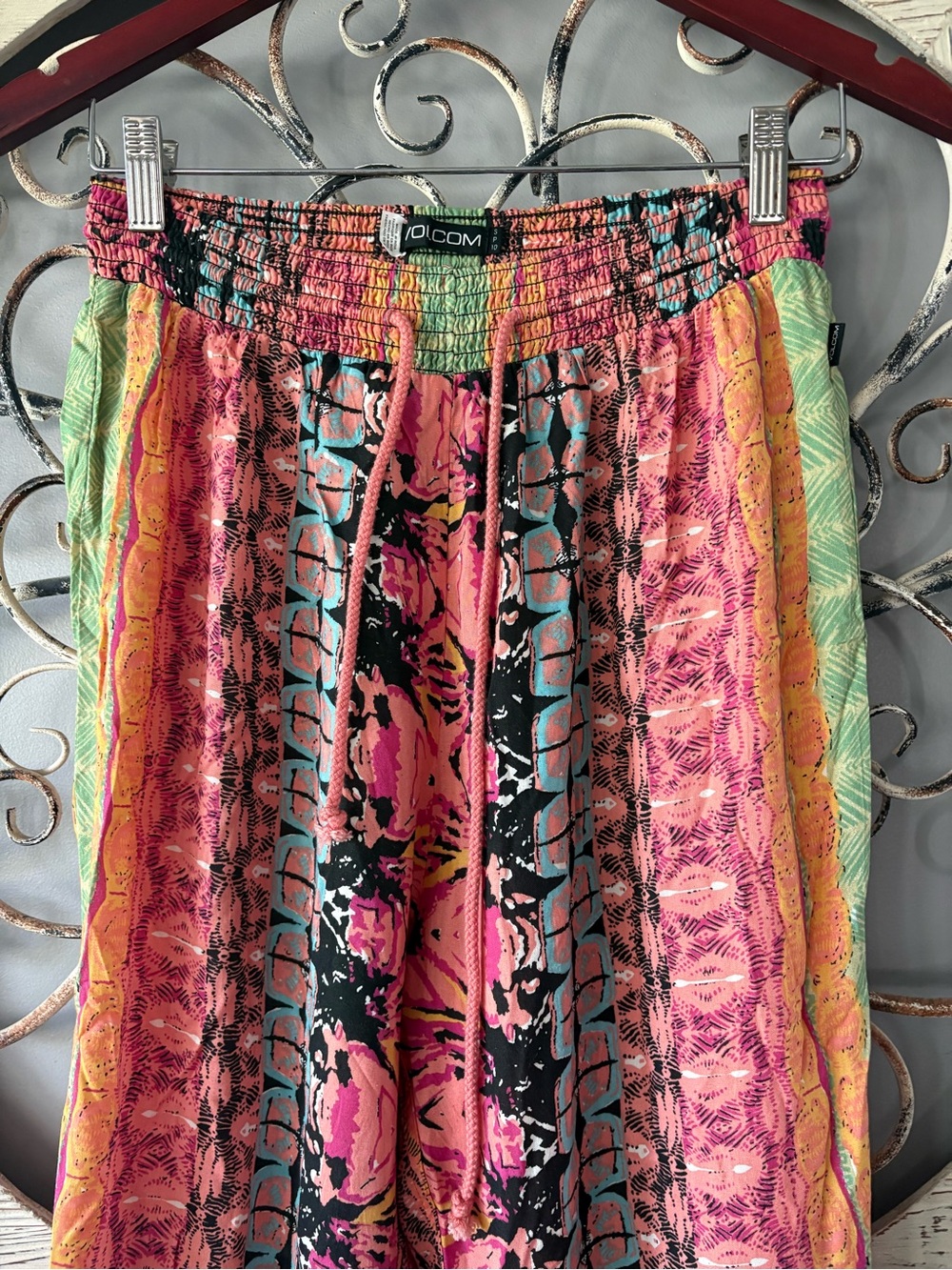 Volcom pants - Picture 2 of 7